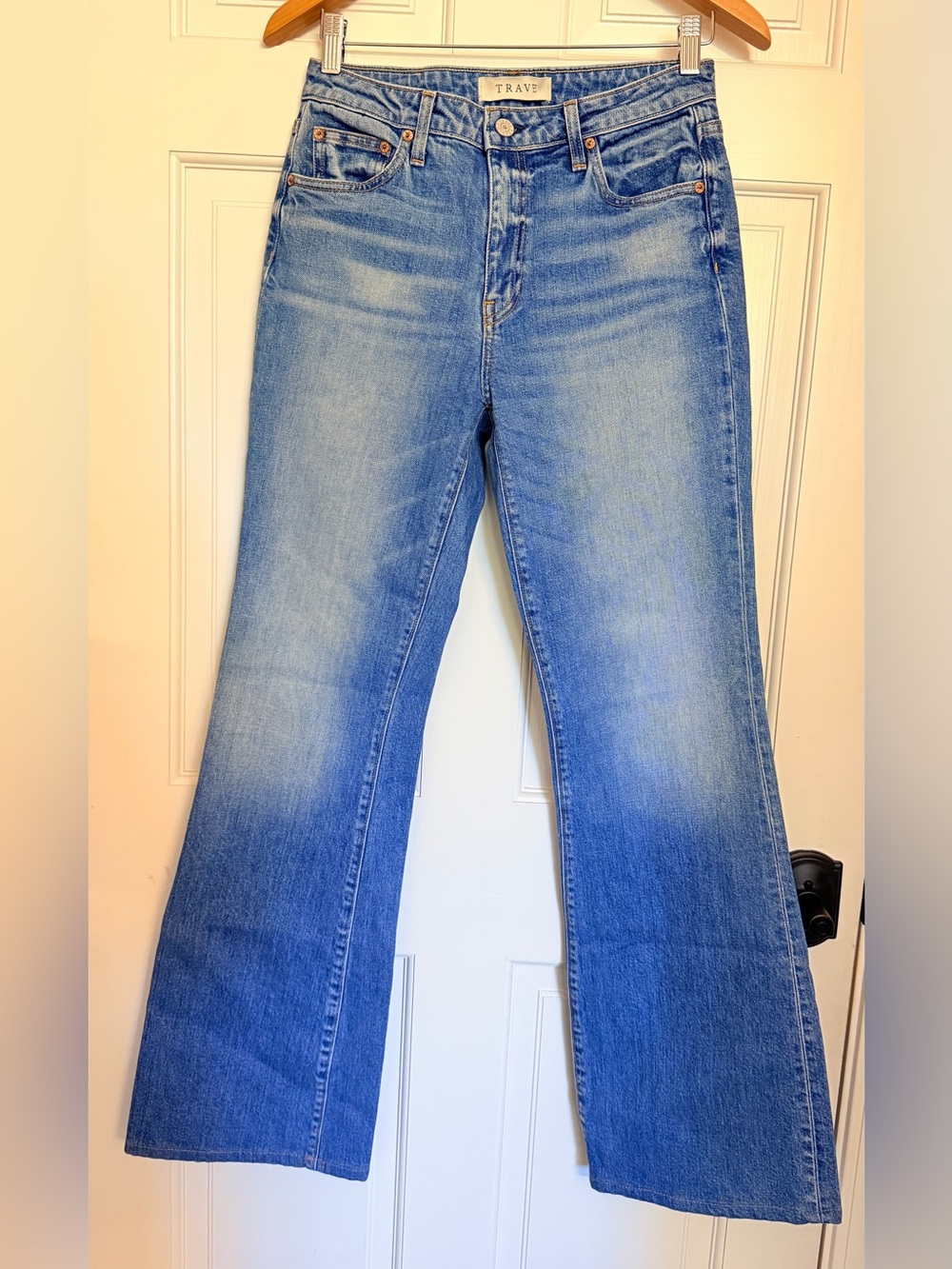 Travt Light Blue Wide-Leg Flare Jeans - Women's